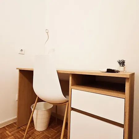 Rooms4you 1 In Historic Center Of Pensión Braga