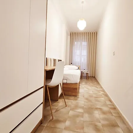 Rooms4you 1 In Historic Center Of Maison d'hôtes Braga