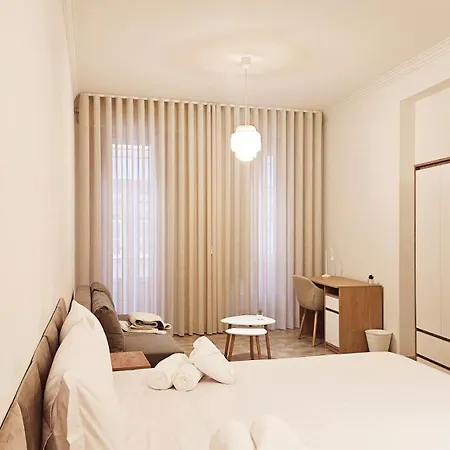 Апартаменты Rooms4you 1 In Historic Center Of