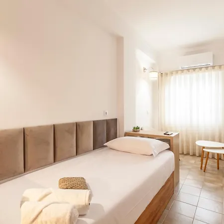 Rooms4you 1 In Historic Center Of Pensión Braga