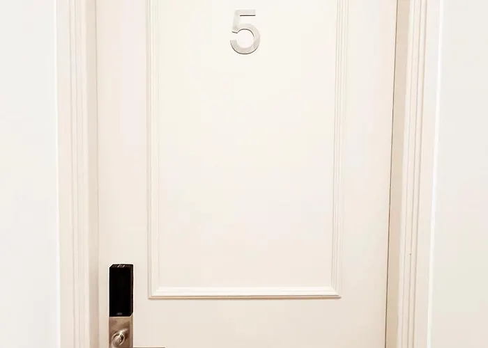 Rooms4you 1 In Historic Center Of Guest house *