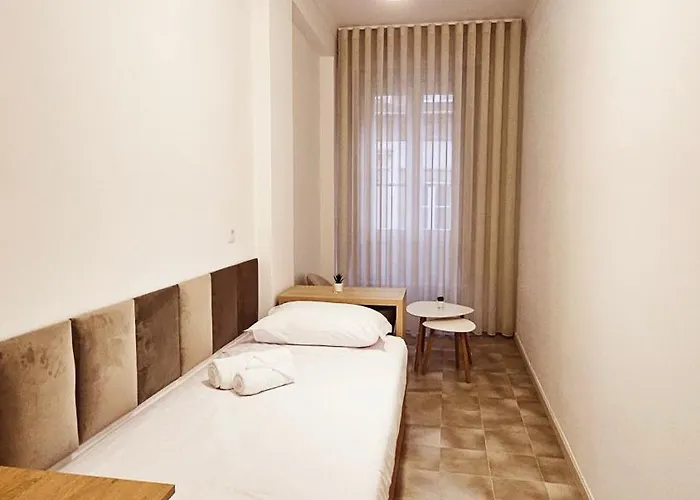 Rooms4you 1 In Historic Center Of Guest house